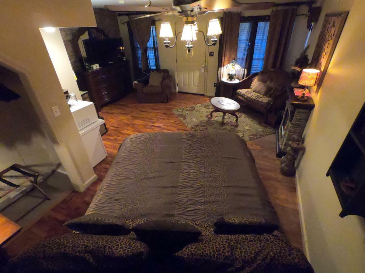 Tradewinds Lodging Eureka Springs Buitenkant foto