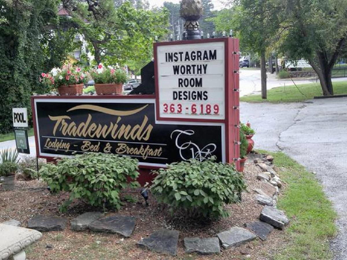 Tradewinds Lodging Eureka Springs Buitenkant foto